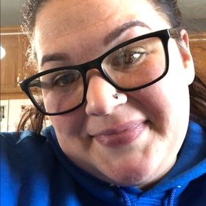 Meet your Posher, Joy